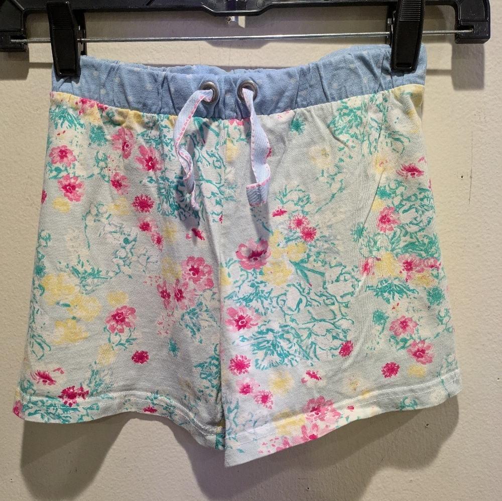 TCM Multicolor Floral Shorts with Adjustable Waist Size 134/140
